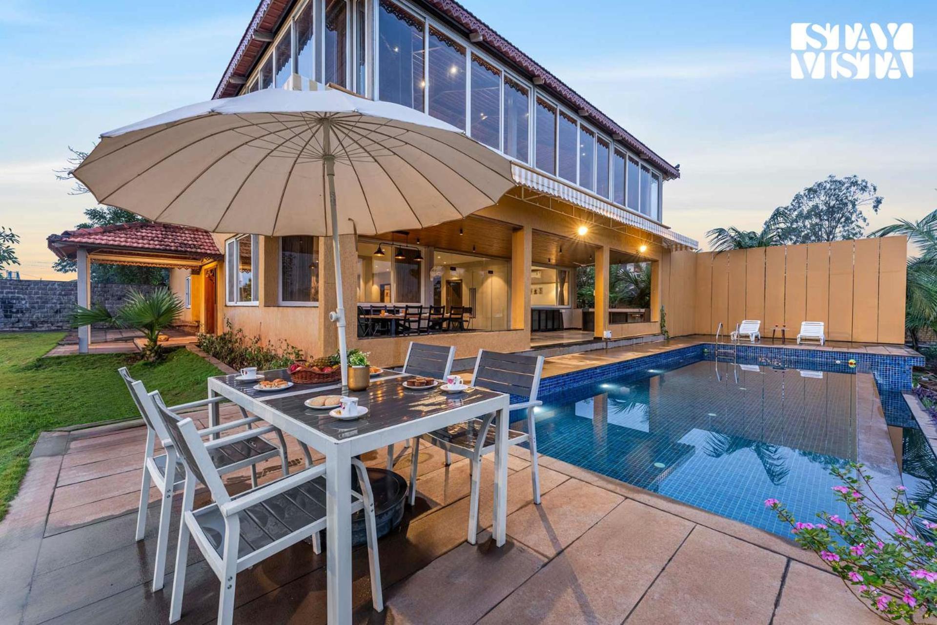 Stayvista At Countryside Meadows With Pool, Ac Pune Esterno foto