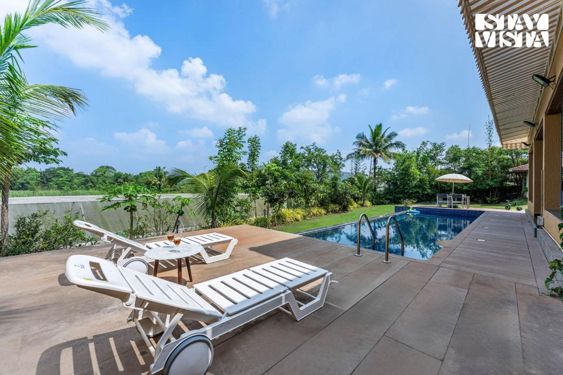 Stayvista At Countryside Meadows With Pool, Ac Pune Esterno foto