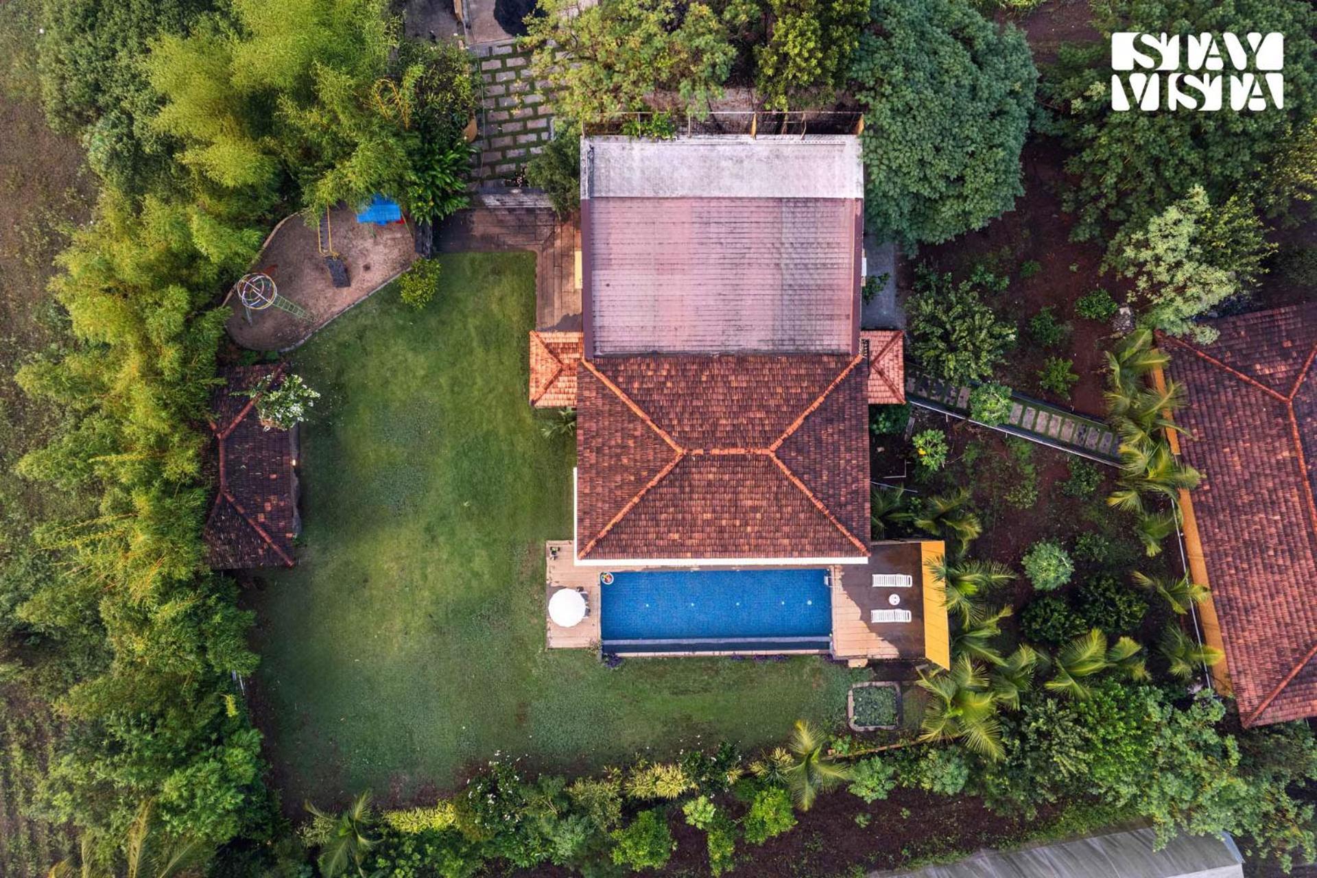 Stayvista At Countryside Meadows With Pool, Ac Pune Esterno foto